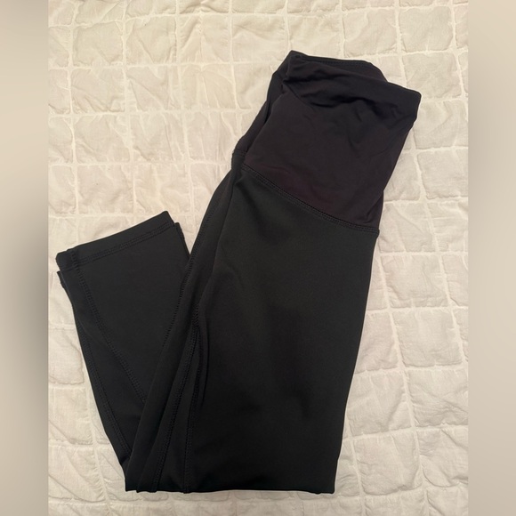 Pants - Black capri leggings